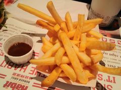 -The Habit Burger Grill 哈比特汉堡(复兴soho店)