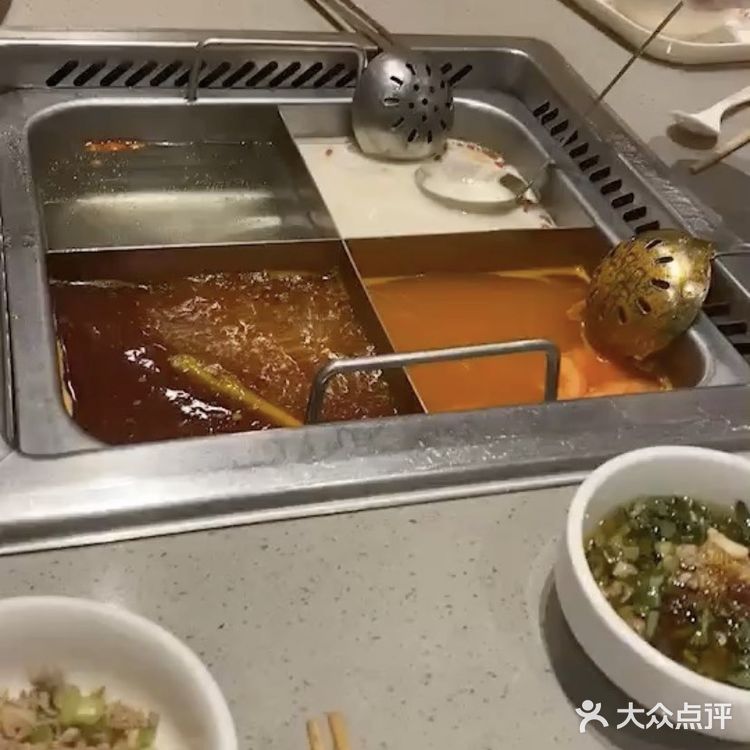 今天因为降温、排队的人不多