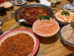 -旧街市鲜货老火锅(大光路店)