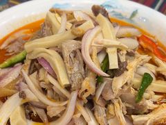 -乡村馕坑肉·烧烤·新疆菜·本地人更爱吃(阿勒泰首店)
