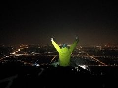 -鬼笑石后山停车场