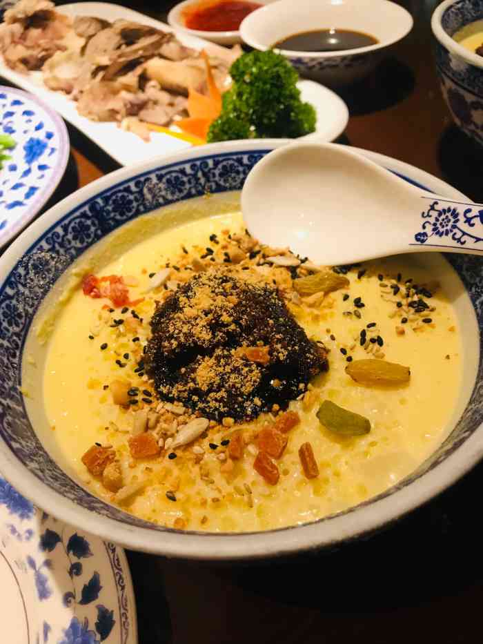 马守疆包头老馆子-"我大包头的特色馆子,必须推广一波～同事来.