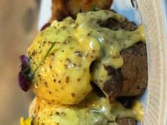 炖牛肉班尼克蛋-UPPER KITCHEN(延安路店)