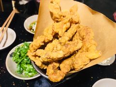-茅草房·河畔园林火锅