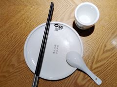 -宽鲜锅贴家常菜(永旺东部购物中心香港中路店)