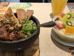 蜜汁鸡翼石头饭-佰搭果·广式茶餐厅(石牌东路店)