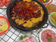 -六婶老火锅(交通大学直营店)