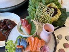 -鼎泰亨·海鲜牛肉餐厅(滨江店)