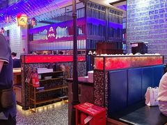 -山河屯铁锅炖·非遗东北菜(南山店)