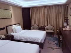 -广东大厦酒店(广州北京路步行街纪念堂地铁站店)