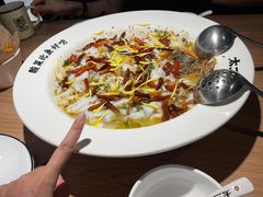 老坛子酸菜鱼-新太二·鲜料川菜(晶耀前滩店)