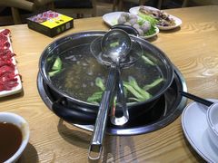 -夜牛潮汕鲜牛肉火锅店(翻身店)