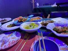 -忘忧草融合私房菜(红鼎国际店)