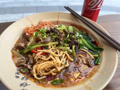 -方铲铲·成都板凳面(滨江银泰店)