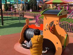 -七彩云南欢乐世界