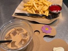 -J Create城市露营咖啡·简餐·宠物(上海动物园店)