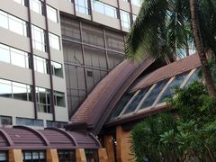 -三亚湾海居铂尔曼度假酒店