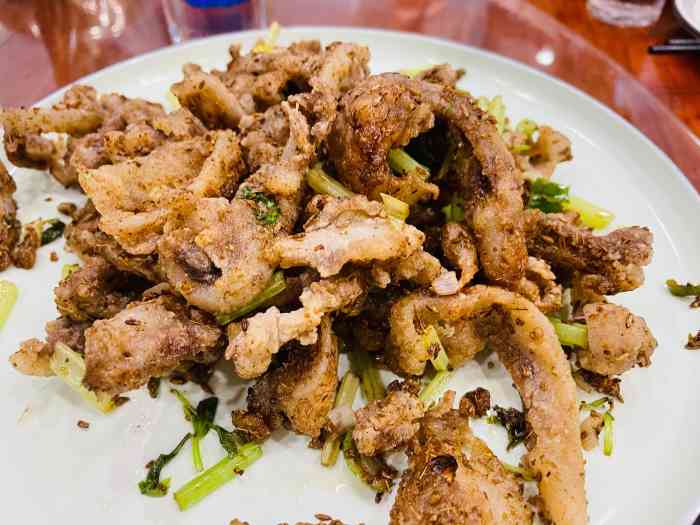 老魏家驴肉大饼(时光街店)-"这个饭店应该是新开不久,名声不响.