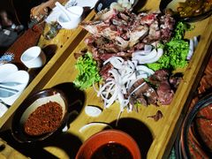 手撕焖锅羊头-沣峪鱼庄