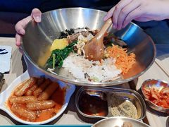 韩式炸鸡-梨花牛肉汤饭(仁恒伊势丹店)