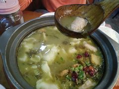 -周鱼小馆石锅酸菜鱼(活力汇店)