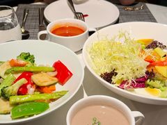 -MONICH牛排融合餐厅(和义大道购物中心店)