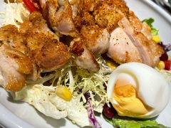 鸡肉温泉蛋沙拉伴养生什粮-打趸BTC·Breaktime cafe(北京路店)