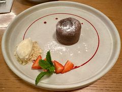 熔岩巧克力蛋糕配冰淇淋-EN SPACE恩空间