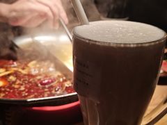 大红袍珍珠奶茶-湊湊火锅·茶憩(杭州湖滨银泰in77店)