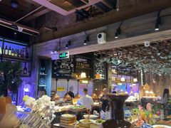 -领鲜活海鲜榴莲自助火锅(东门店)