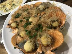 蒜蓉粉丝蒸扇贝-明记海鲜大排档(巽寮湾店)