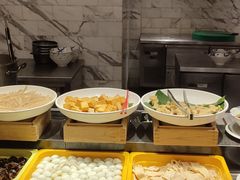 -岷山饭店-芝芝自助餐厅