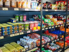 -综合保税区进口商品直销中心(新百店)