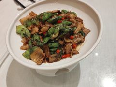 -老房子金沙元年川菜食府·草坪婚礼(毗河店)