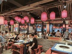 -爱你您·自家鱼塘·活水喷泉鱼火锅(八里店)