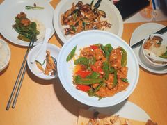 -关东小磨东北菜(上海长风大悦城店)