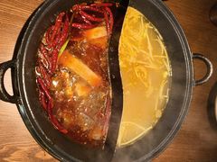 -巴卤社老火锅(财富店)
