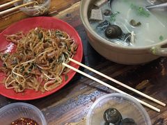 -正宗南铁拉叔沙煲螺·烧烤·秘制靓粥(南铁总店)