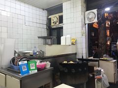 -黄阿姨锅贴大王(万航渡路店)