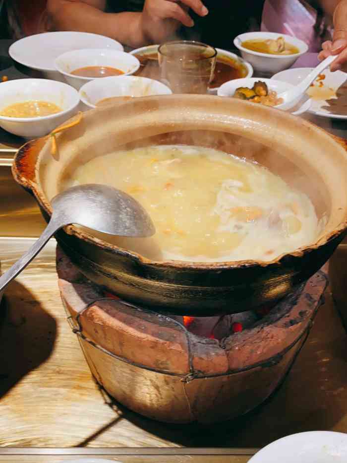 朱雀打边炉(徐家汇店)-"又中了霸王餐,这次是有名的朱雀打边炉,就.