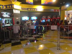 -爱玩嘉年华(龙湖杭州金沙天街店)
