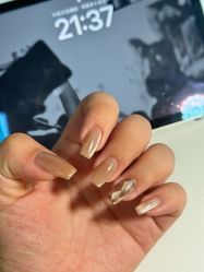 -手牵手美甲