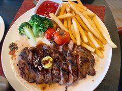 -WOLFGANG PUCK KITCHEN & BAR(迪士尼小镇店)