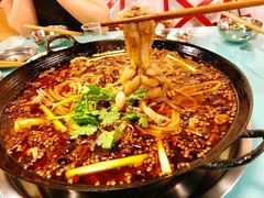 -鸿顺老铁锅美蛙鱼府(解放碑店)