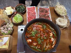 -黔有有贵州酸汤夺夺粉火锅(五味十字店)