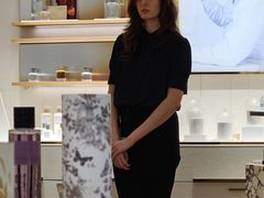 -乐蓬马歇百货公司(Rive Gauche)