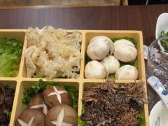 -爱新觉罗福臨火锅馆(万科滑雪场店)