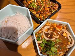 -包整·丝娃娃(一览甲秀楼风景店)