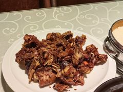 -湖庭壹品鸭王·传统北京烤鸭·别墅私房菜·庭院宵夜(江宁店)