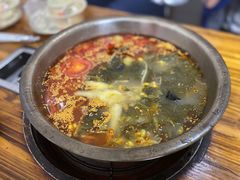 -周良天山牛杂城(天山路总店)